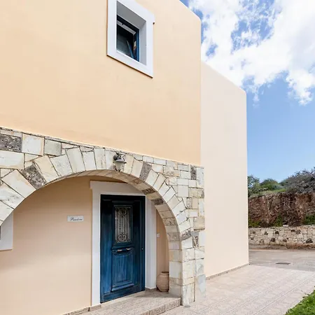 Pandora Villa *